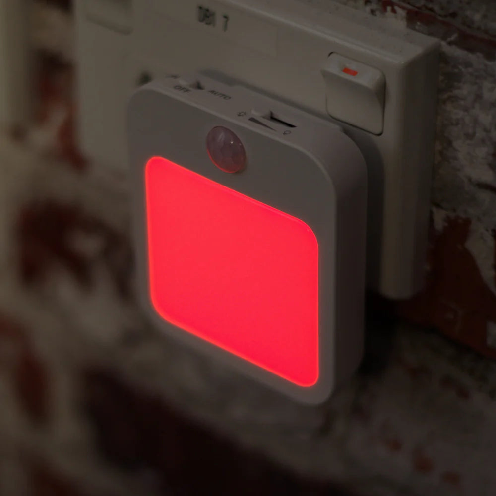 Twilight Deluxe Plugin Red Night Light - Natural Sleep