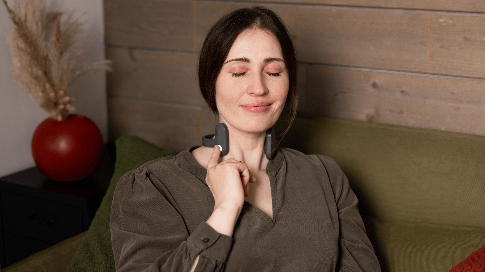 Pulsetto vagus nerve stimulation device - Natural Sleep